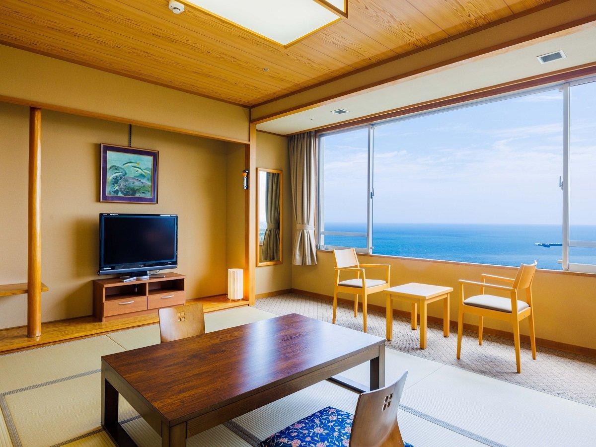亀の井ホテル　焼津 【和室10畳】落ち着いた和の空間