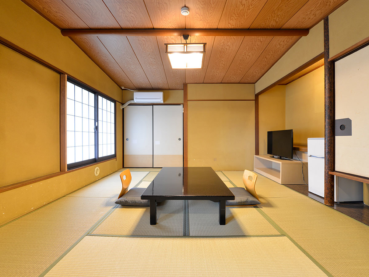 大江戸温泉物語 ホテル水葉亭 【禁煙】エコノミー和室8畳内風呂あり(本館 眺望なし)...