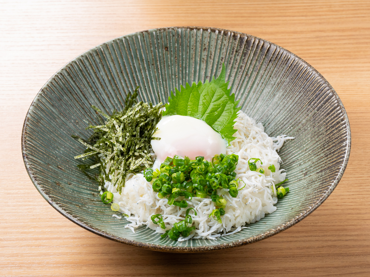 アパホテル〈静岡駅北〉 【朝食付き】月替わりの2種類から選べる定食！静岡駅から徒歩5分☆
