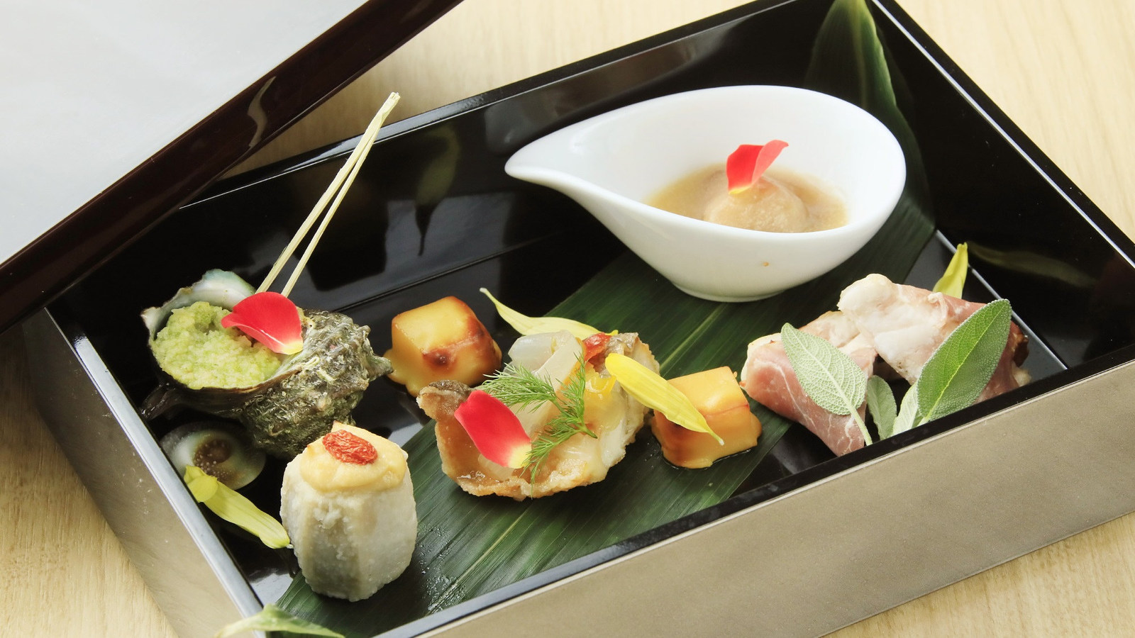 ゆるり熱海withDOGS 【早期割×基本】早めの予約で特別価格＆愛犬利用料無料！愛犬との旅行をお得に愉しむ＜★基本鍋会席＞