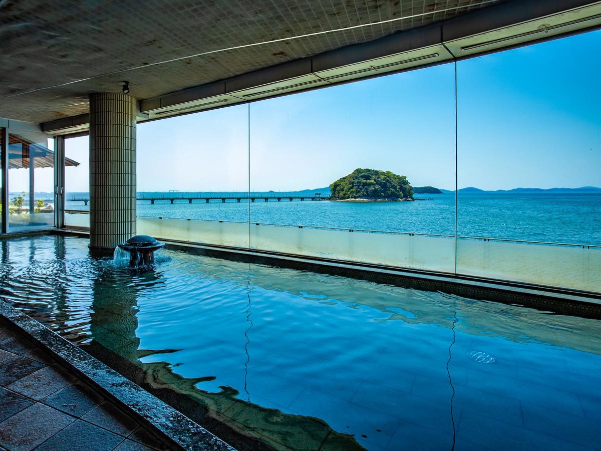 ホテル竹島 【半露天風呂付き客室×基本プラン】オーシャンビュー８階の眺めを楽しむ半露天風呂。料理長特選会席を堪能
