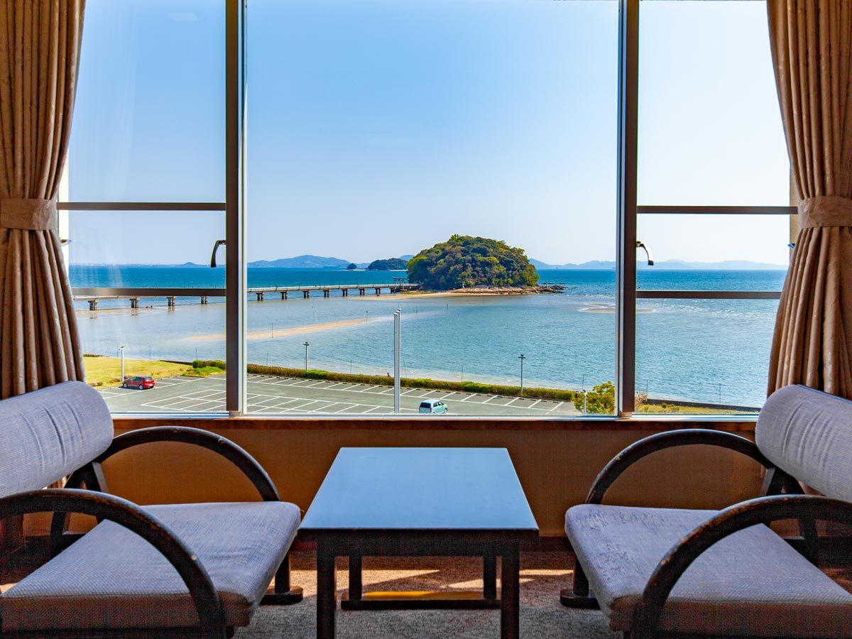 ホテル竹島 ～スタンダード　１２畳和室～　写真は５階以上の一例、２...