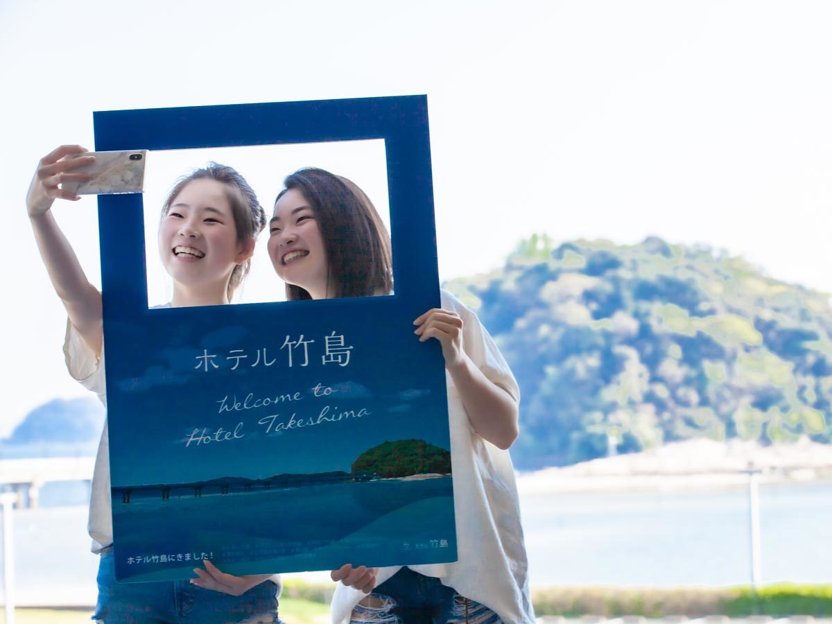 ホテル竹島 【迷ったらコレ！春のスタンダード会席】国産牛の陶板焼き、季節の３種盛り♪