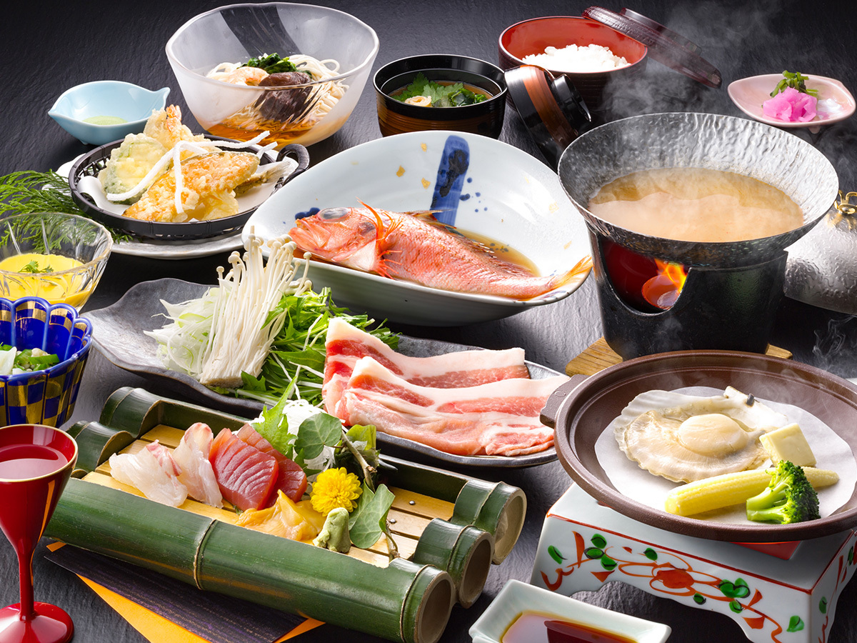 三河湾ヒルズ・ホテル ◆名物「地元ブランド豚の季節鍋」付き会席料理