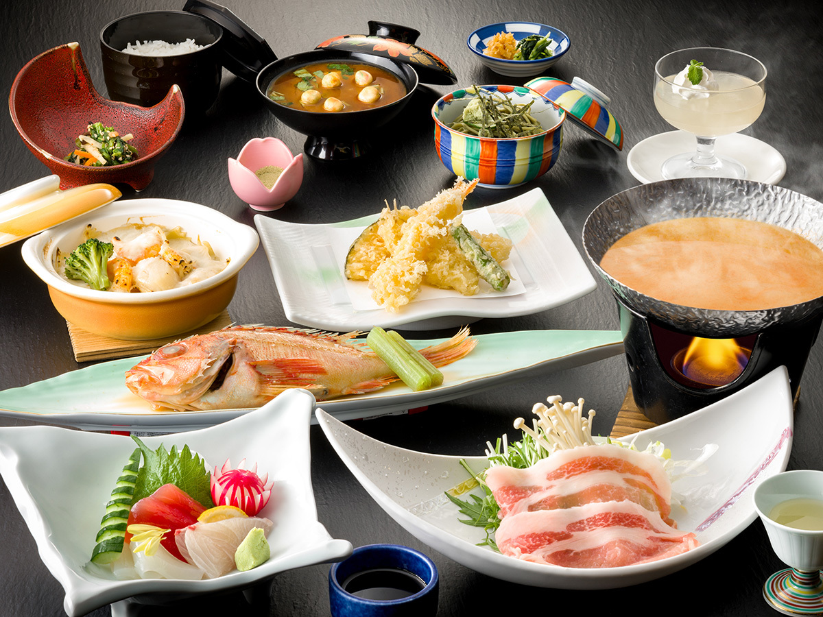 三河湾ヒルズ・ホテル ◆名物「地元ブランド豚の季節鍋」付き会席料理（2026年7月～12月）