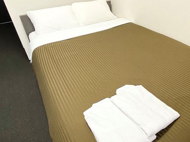 ホテルトレンド三河安城 セミダブルルーム【120cm幅ベッド×1台】