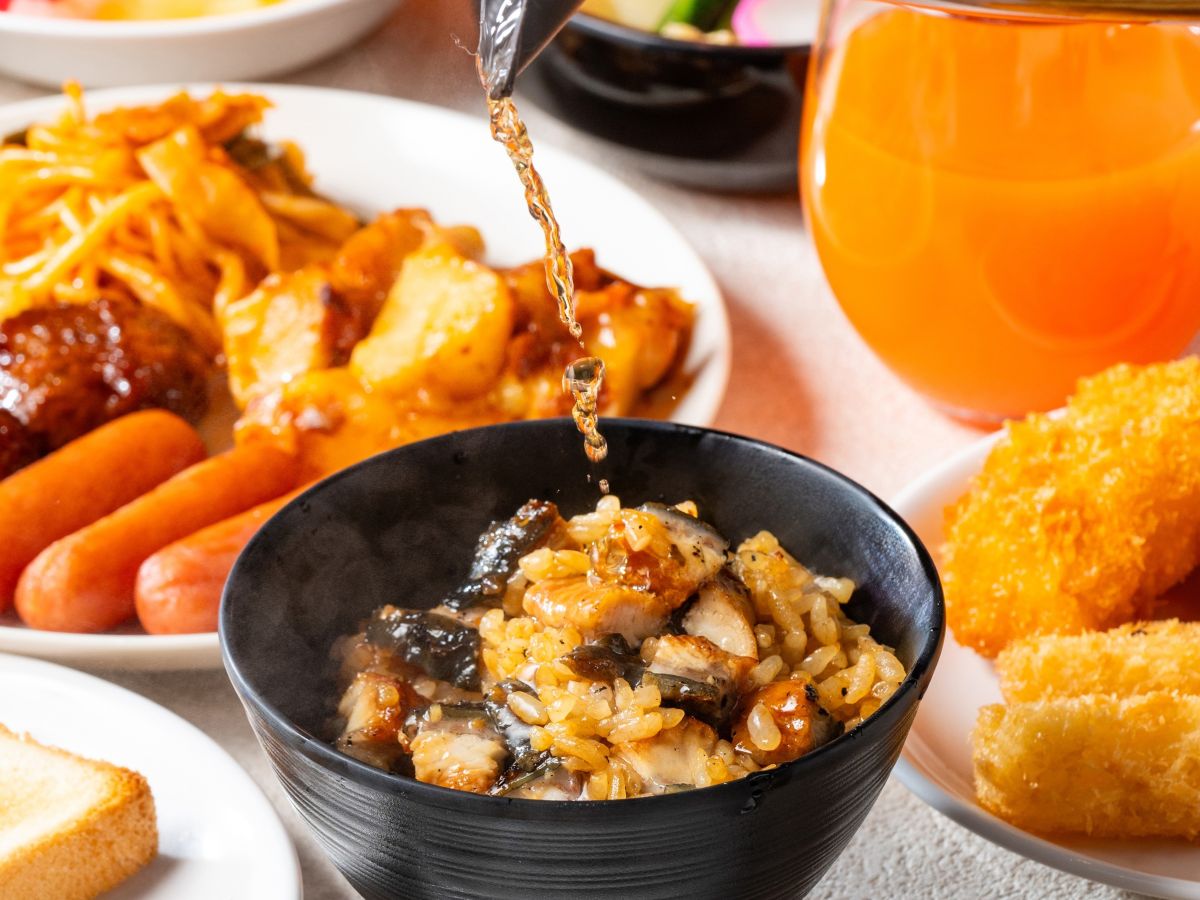 アパホテル〈名古屋駅前〉 【朝食付き】名古屋名物（名古屋めし）を朝から堪能！和洋30種類以上のビュッフェ