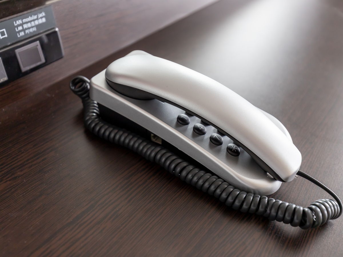 アパホテル〈名古屋栄東〉 客室電話機