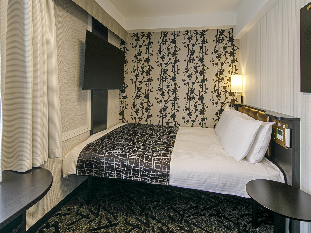 アパホテル〈名古屋丸の内駅前〉 ダブル (1)