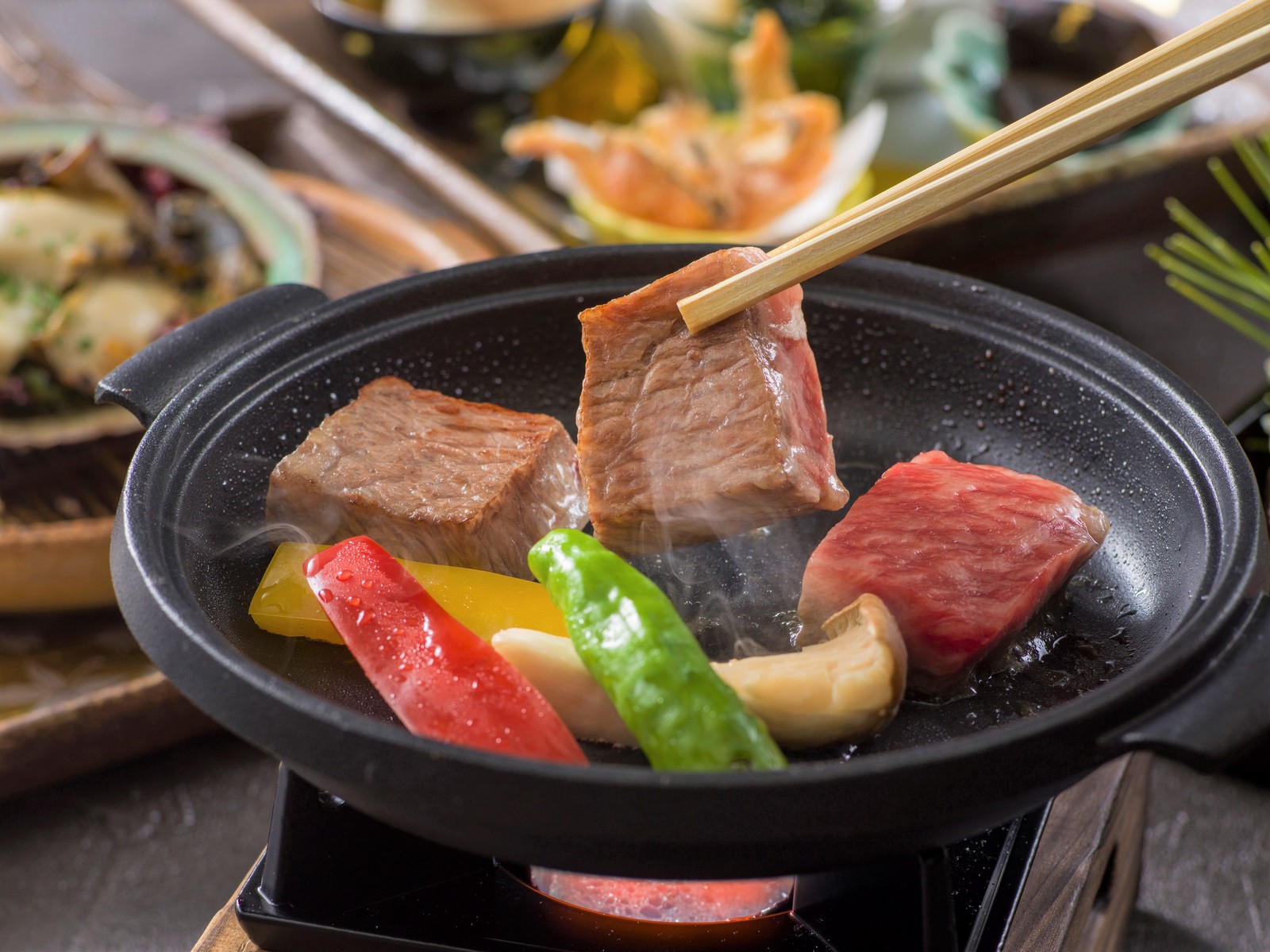 都リゾート 奥志摩 アクアフォレスト 【松阪牛】松阪牛の陶板焼き付リゾートブッフェプラン〈夕朝食付〉