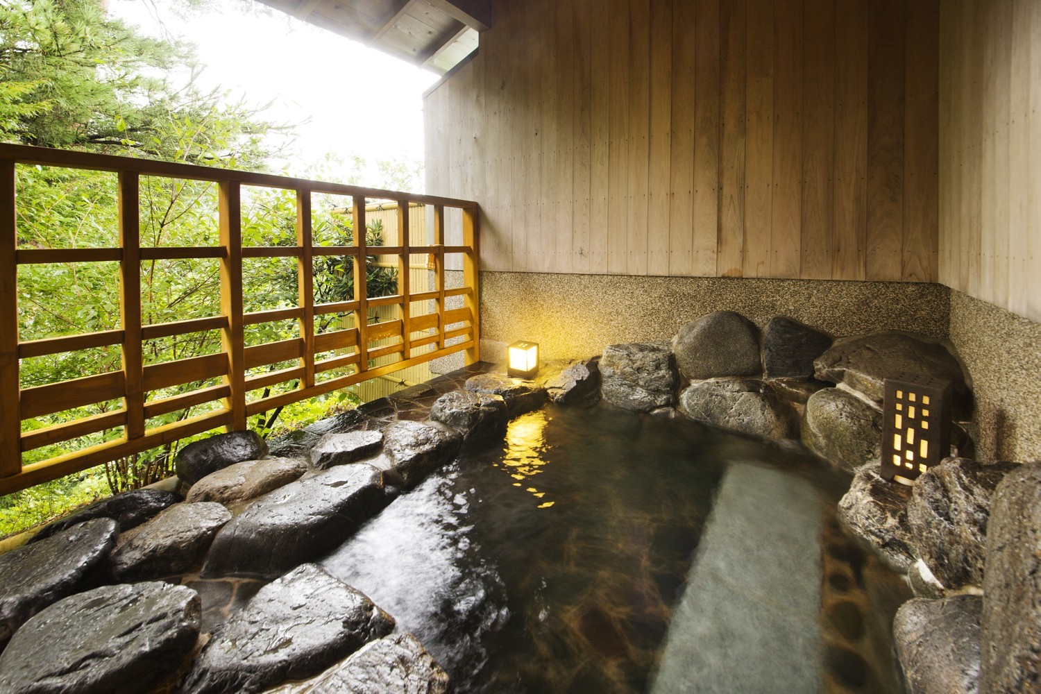ホテル湯の本 【広間食│カップルプラン+三重松阪牛ステーキ】貸切風呂・色浴衣付♪