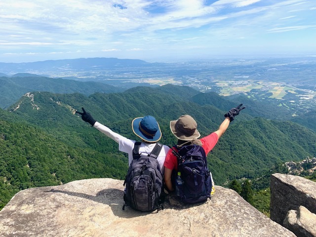 ホテル湯の本 【送迎なし】■広間食│登山プラン■ロープウェイ乗り場すぐ前！近い登山口まで徒歩3分！御在所岳コーヒー付【シンプル】