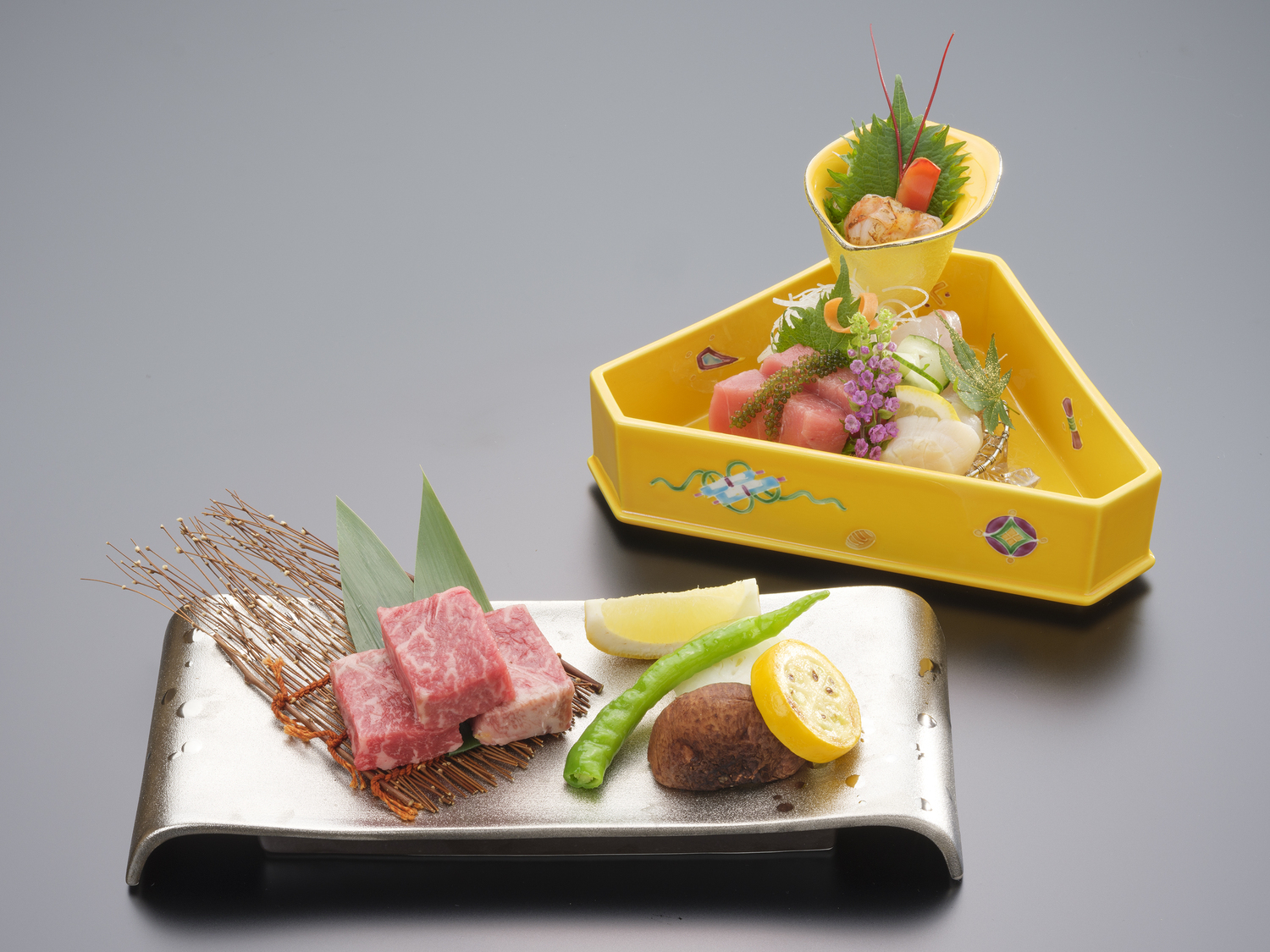 メナード青山リゾート 【連泊】2連泊以上でお得！贅沢♪グレードアップ夕食を楽しむ1泊2食付きプラン