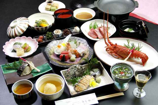 賢島の宿みち潮 【伊勢海老・鮑・黒毛和牛】美味し国の三大食材を手軽に楽しむ『グルメ派なあなた』のよくばりプラン