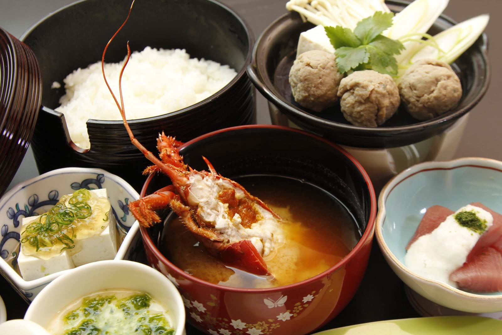 賢島の宿みち潮 ▼全室WiFi接続対応／観光はもちろん出張にも／夕食無しでゆっくりチェックイン／1泊朝食付プラン