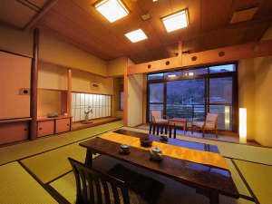 旅館　清少納言 【松阪牛すき焼き-150g-】 ～贅の極み～ 妥協しない、牛肉の芸術。美味しさをとじこめて