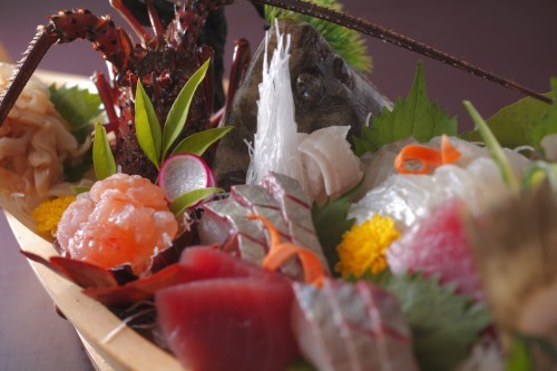リゾートヒルズ豊浜 蒼空の風 “リーズナブル”【磯香会席１２品】伊勢海老料理２品に大漁舟盛り＋海の味覚焼き貝と名物鯛香草蒸し♪