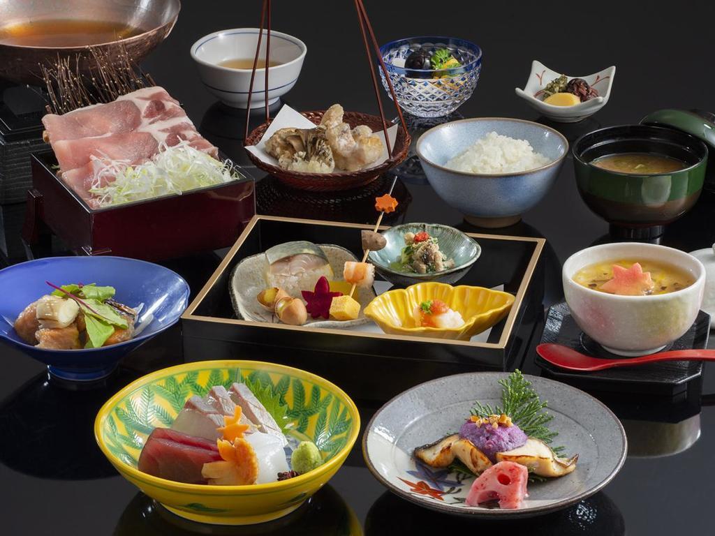 ホテルアルティア鳥羽 【スタンダード「会席」プラン】料理長厳選の旬の食材を愉しむ