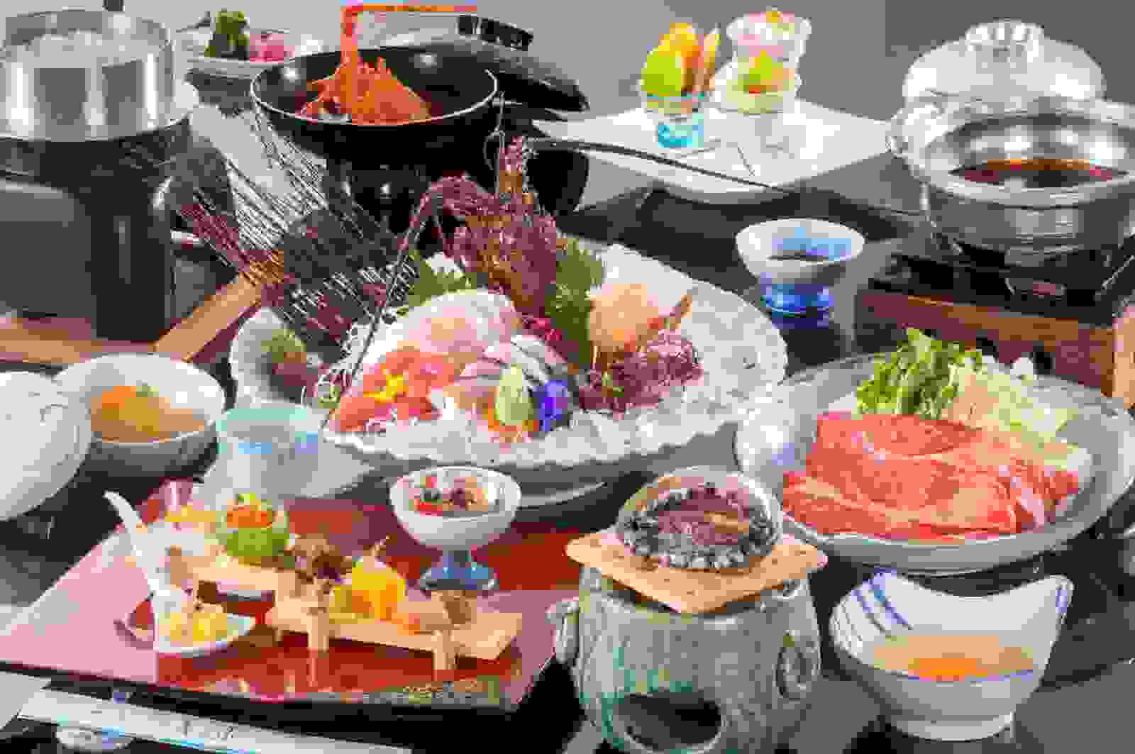 鳥羽ビューホテル 花真珠 【コスパ重視会席】「鮑」と「伊勢海老」をたのしむ海鮮会席＜平日限定＞