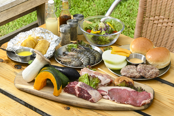 glampark FREE AND EASY CAMP RESORT ★自分で作るハンバーガーで満腹BBQプラン【1泊2食付き】