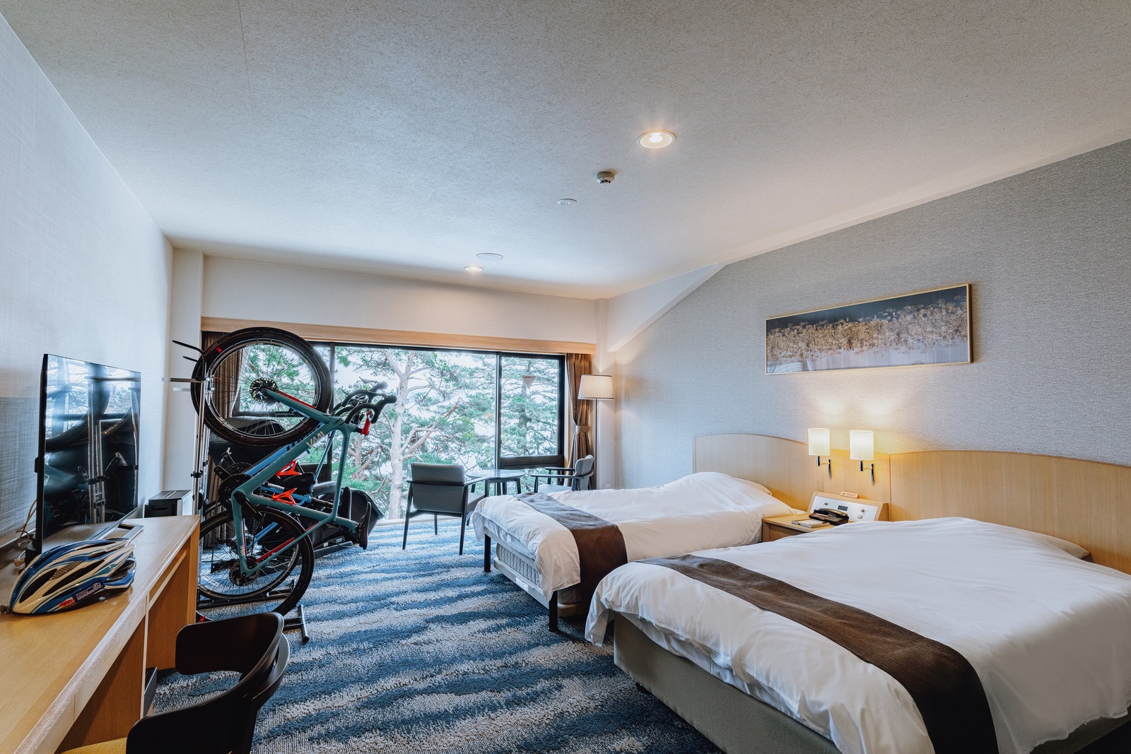 琵琶レイクオーツカ 【ビワイチ応援・素泊まり】サイクリストさん限定！お部屋又は屋根付駐輪可＆無料特典多数