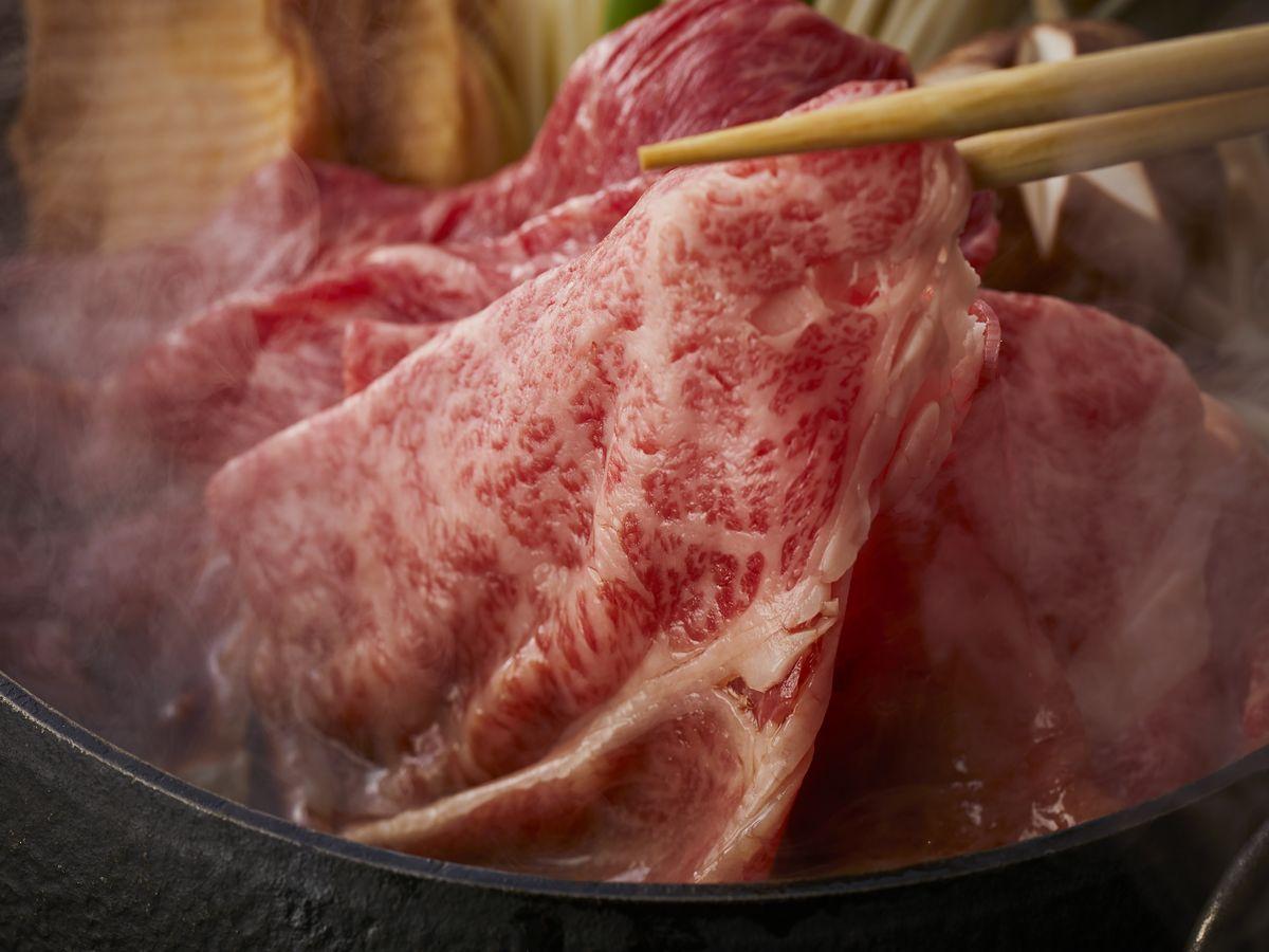 亀の井ホテル　彦根 【土地の恵み会席】選べるメイン・近江牛すき焼き又は近江牛しゃぶしゃぶ