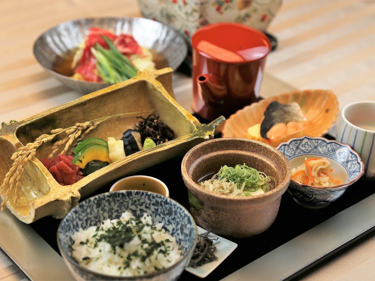 サンメンバーズ京都嵯峨 朝からお鍋でほっこり、京都名物ぶぶ漬けと朝鍋朝食の和朝食膳付き♪《朝食付き》