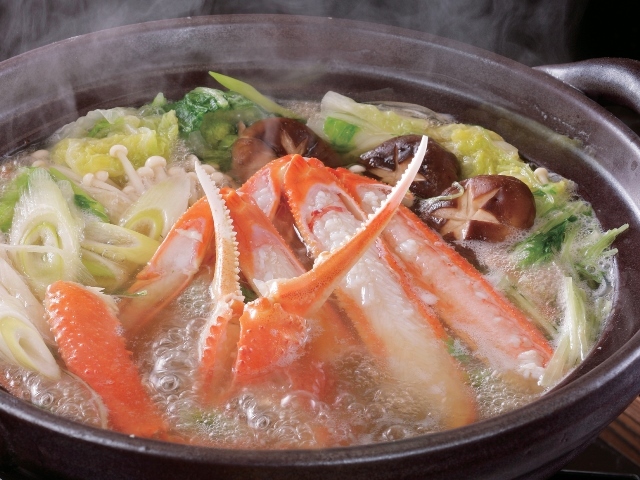 リゾーピア久美浜 【ご夕食17：00】ずわい蟹約1杯使用●香ばし焼蟹＆うま味だしで楽しむ蟹すき鍋《2食付き》