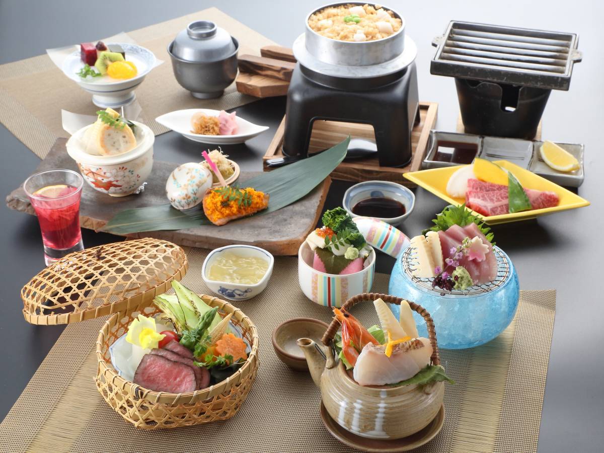 ホテルビナリオ嵯峨嵐山 【二食付】嵯峨嵐山駅目の前！京を味わう創作会席と朝ごはんで京都、嵯峨・嵐山を満喫