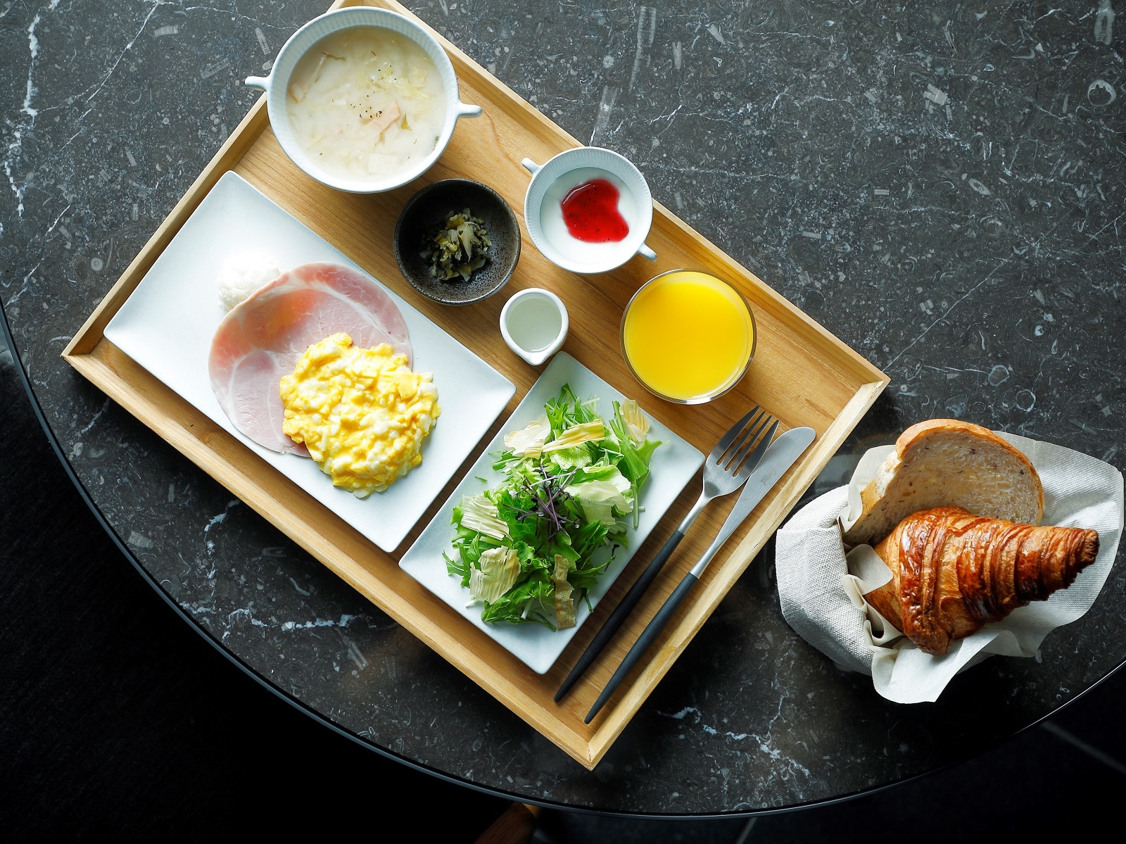 hotel tou nishinotoin kyoto 【連泊限定】３連泊以上でお得！touを拠点に京都を満喫！　～朝食付～