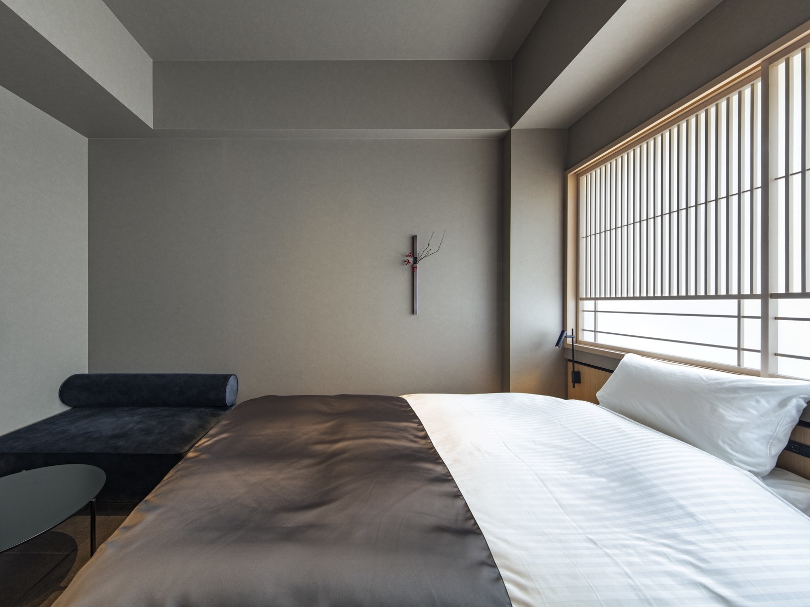 hotel tou nishinotoin kyoto モデレートキング
17㎡　ベッド幅220㎝