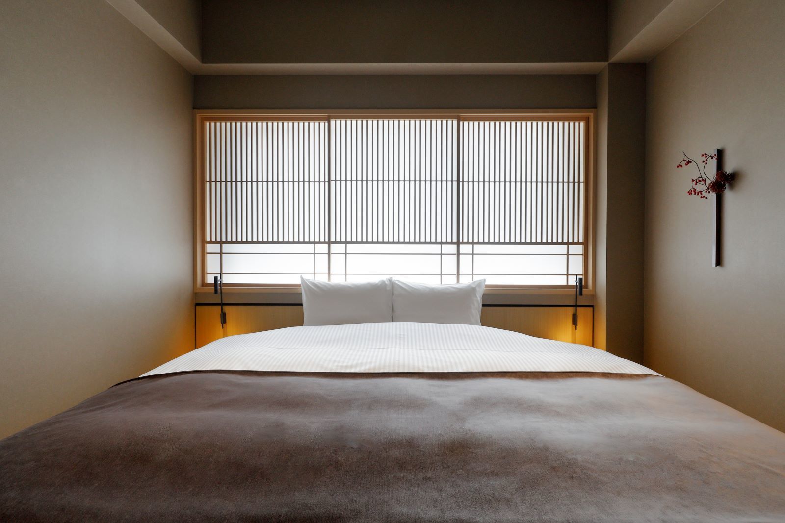 hotel tou nishinotoin kyoto モデレートキング 17㎡　ベッド幅220㎝