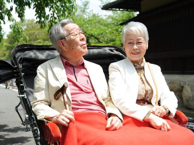 京都梅小路　花伝抄 【えびす屋×花伝抄】＜朝食＞景勝地嵐山を＼人力車／で30分散策。映えスポット≪竹林≫で記念撮影！