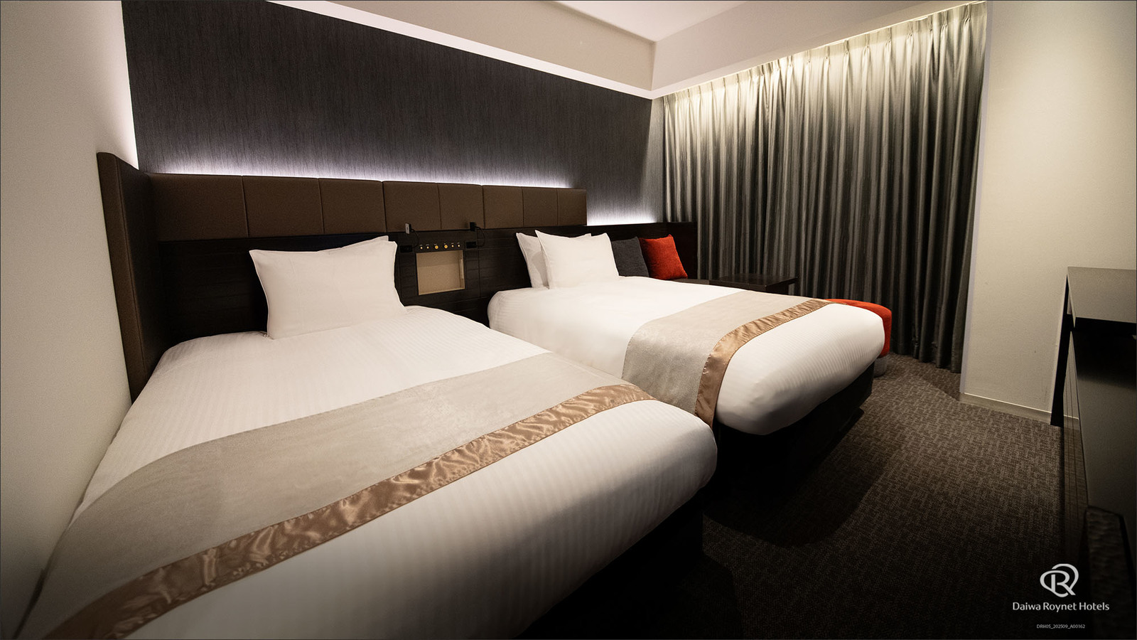 ダイワロイネットホテル京都テラス八条PREMIER 部屋画像2