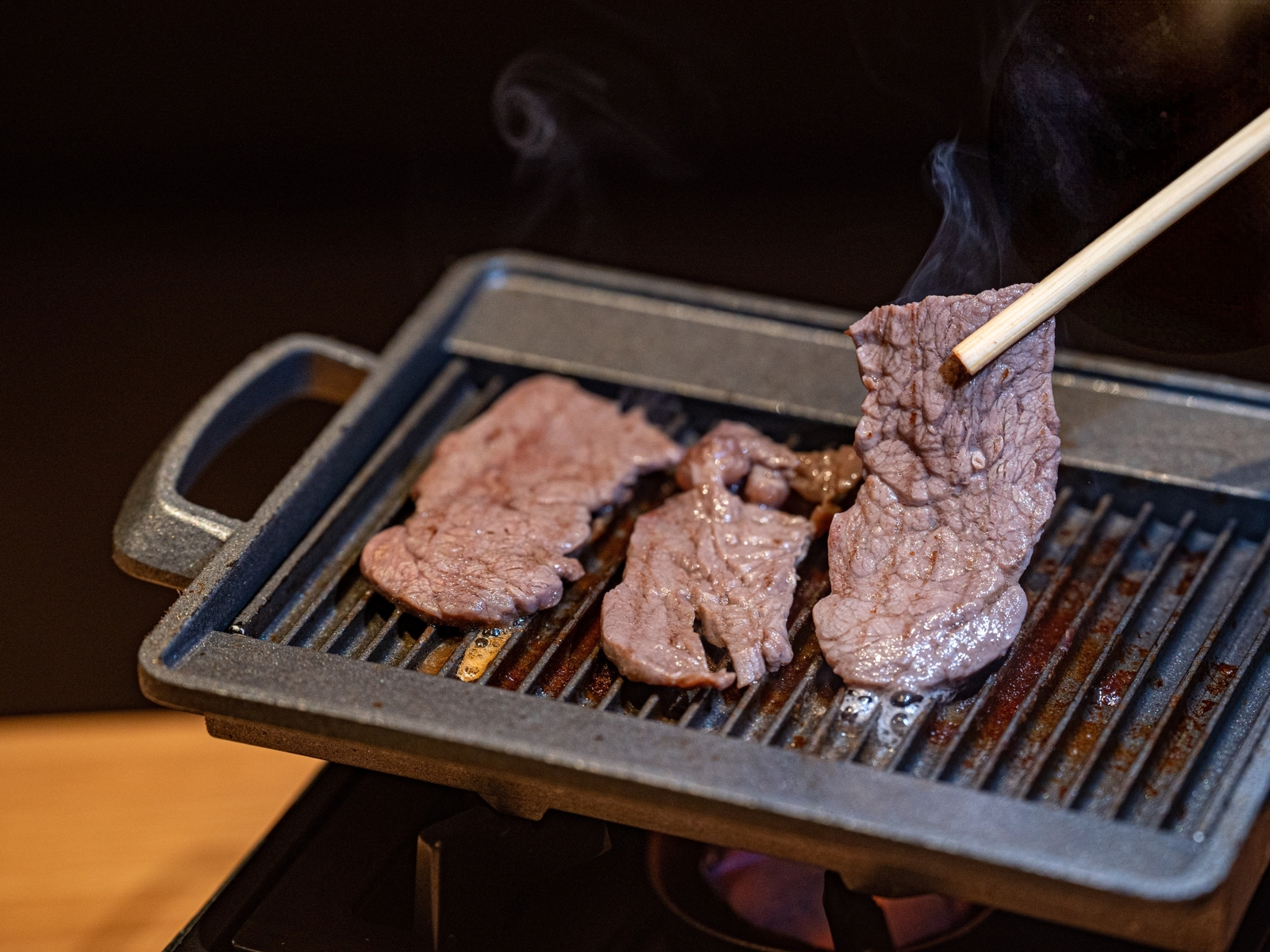 変なリゾート＆スパ　関西空港 【牛サガリ鉄板焼き御膳】希少部位を贅沢に味わう夕食と天然温泉でくつろぐ＜夕朝食付き＞