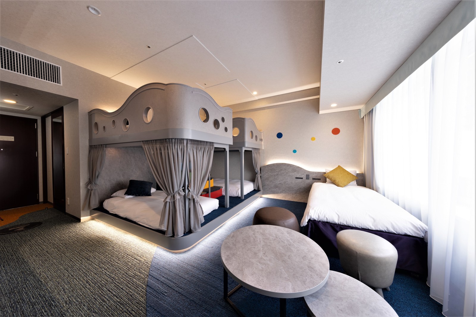 ホテル京阪　ユニバーサル・タワー 【バンクベッド】スーペリアルーム（5名利用）（37㎡）