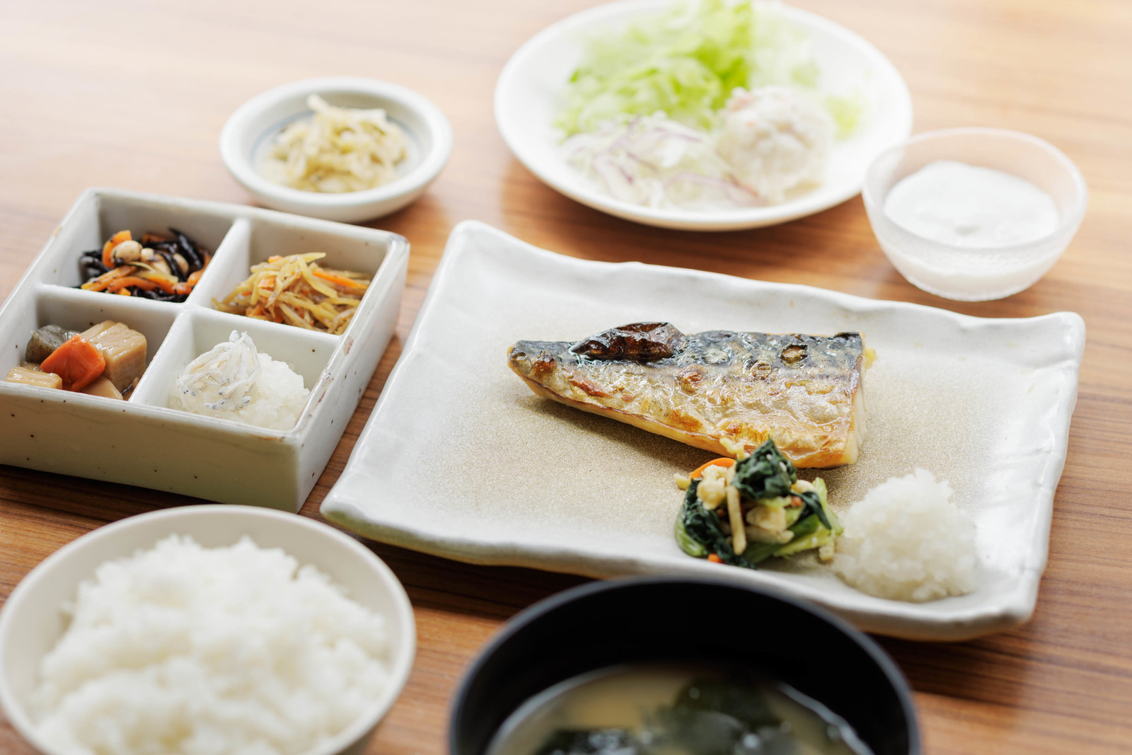 フォーポイント フレックス by シェラトン 大阪梅田 【24年11月開業】スタンダード朝食付きプラン