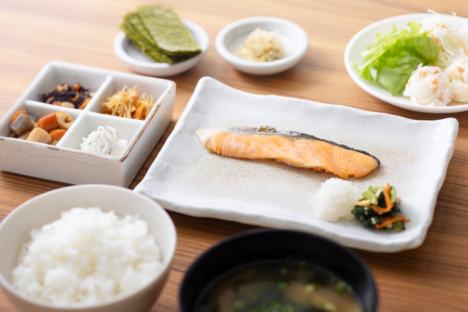 フォーポイント フレックス by シェラトン 大阪北浜 【24年11月開業】スタンダード朝食付きプラン