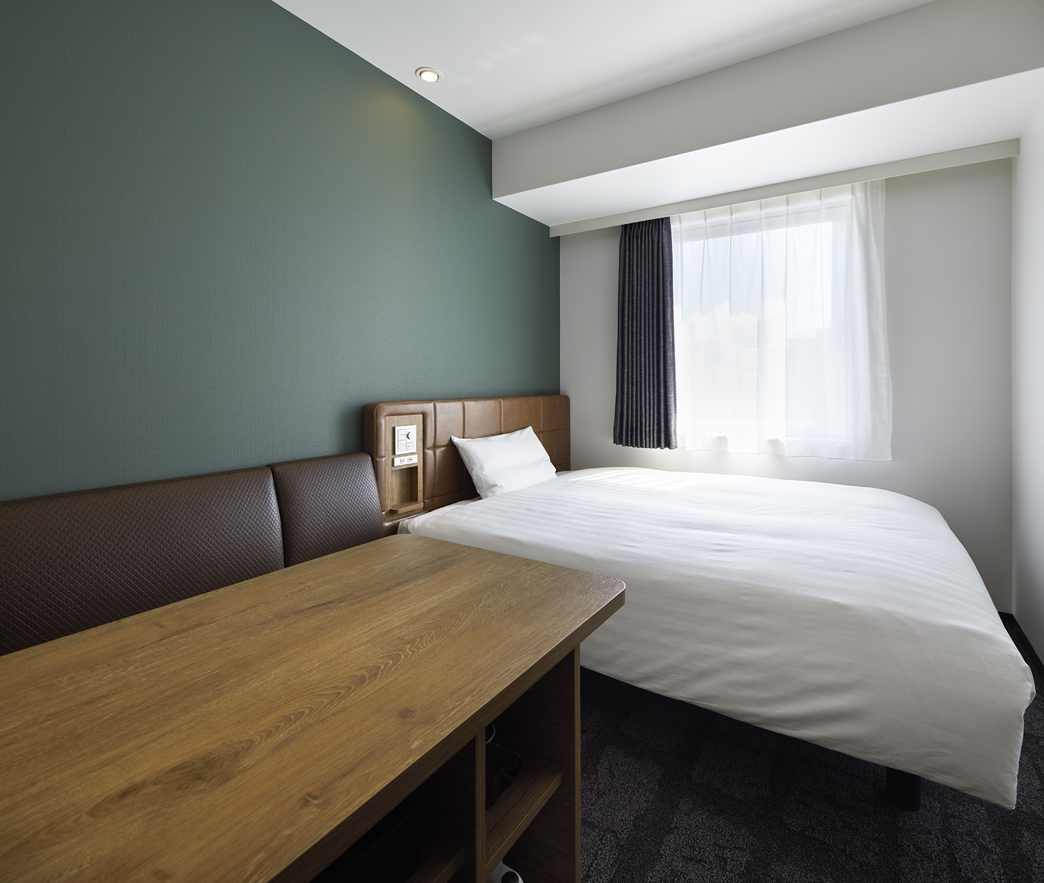 ヴィアイン心斎橋 部屋画像1