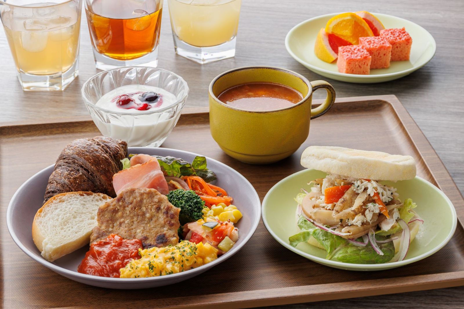 ヴィアイン心斎橋 【朝食付きブッフェ】3泊以上でお得に宿泊！【連泊割】