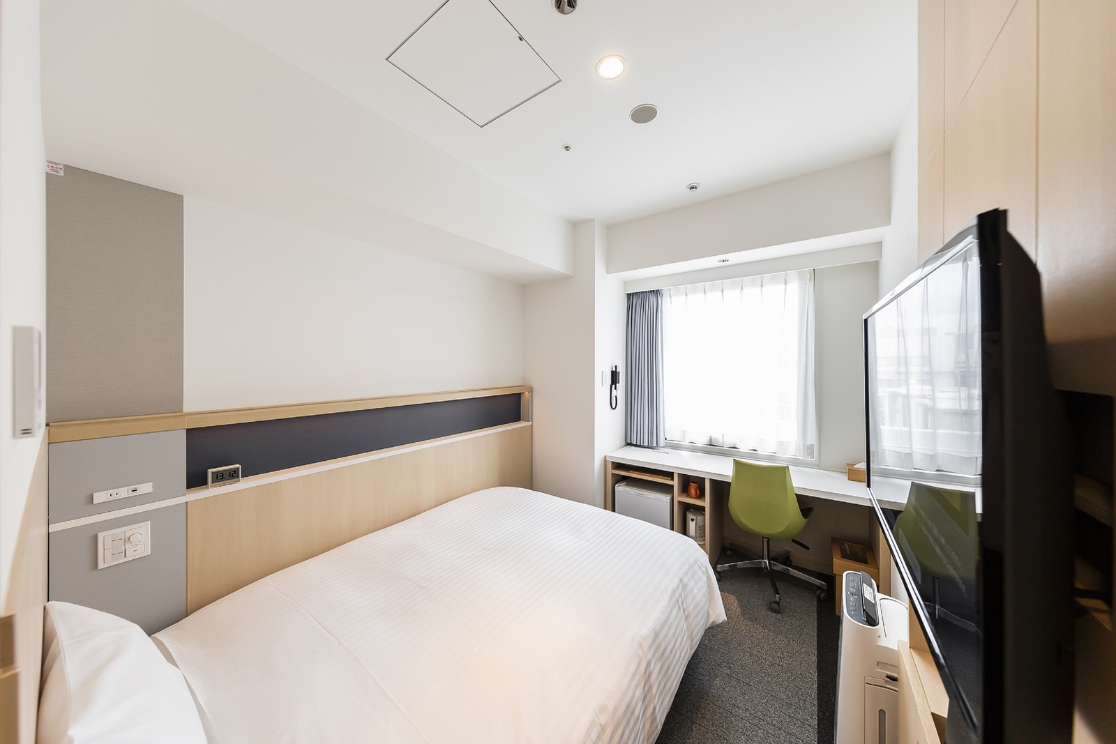 ヴィアインプライム心斎橋四ツ橋 部屋画像1