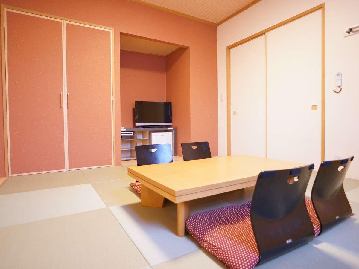 グリーンリッチホテル大阪空港前　人工温泉・二股湯の華 ジャパニーズモダン【和室】35m²■琉球畳布団最大４組 ■バス・トイレ・洗面台セパレート