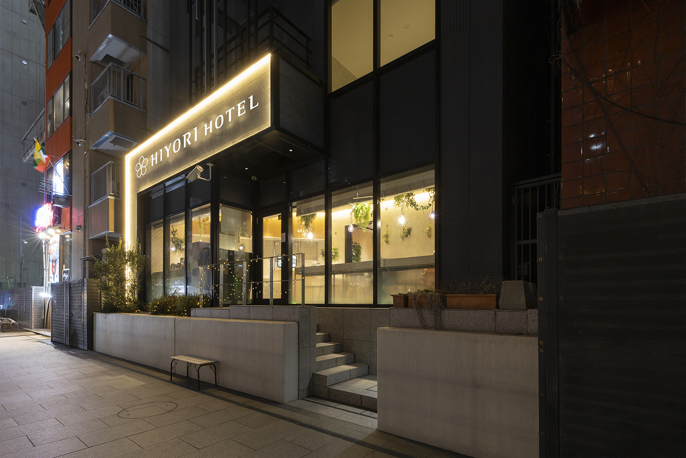 日和ホテルFlex大阪道頓堀 【シンプルステイ】道頓堀とんぼりウォーク直結｜なんば＆心斎橋すぐ！大阪観光の拠点に◇素泊まり