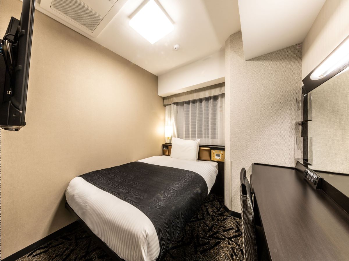 アパホテル＆リゾート〈大阪梅田駅タワー〉 素泊まりプラン　〇大浴殿・露天風呂完備〇東梅田駅から徒歩3分〇