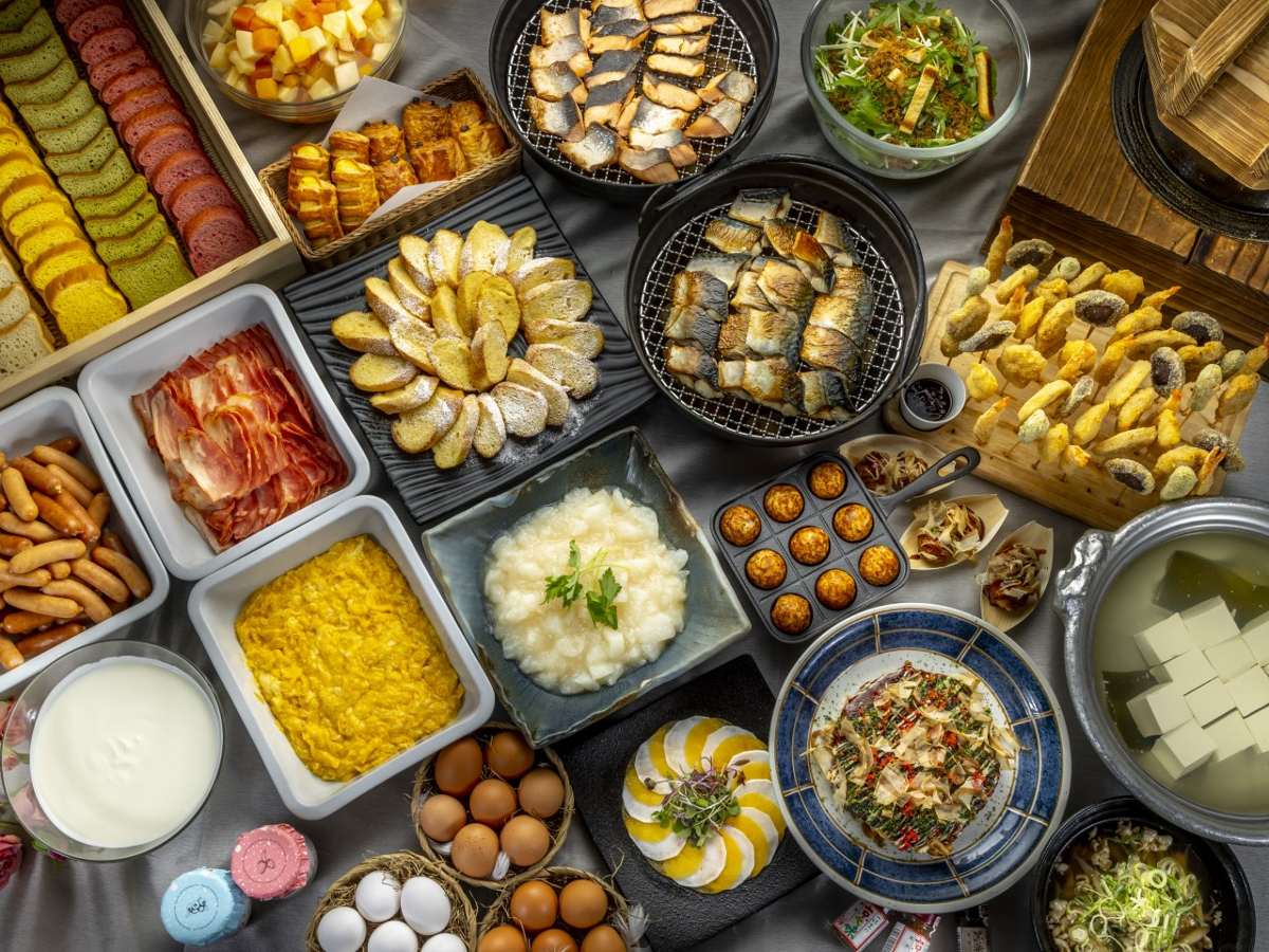 アパホテル＆リゾート〈大阪梅田駅タワー〉 朝食付プラン　3階レストラン「ラ・ベランダ プレミア」60種類以上のビュッフェ