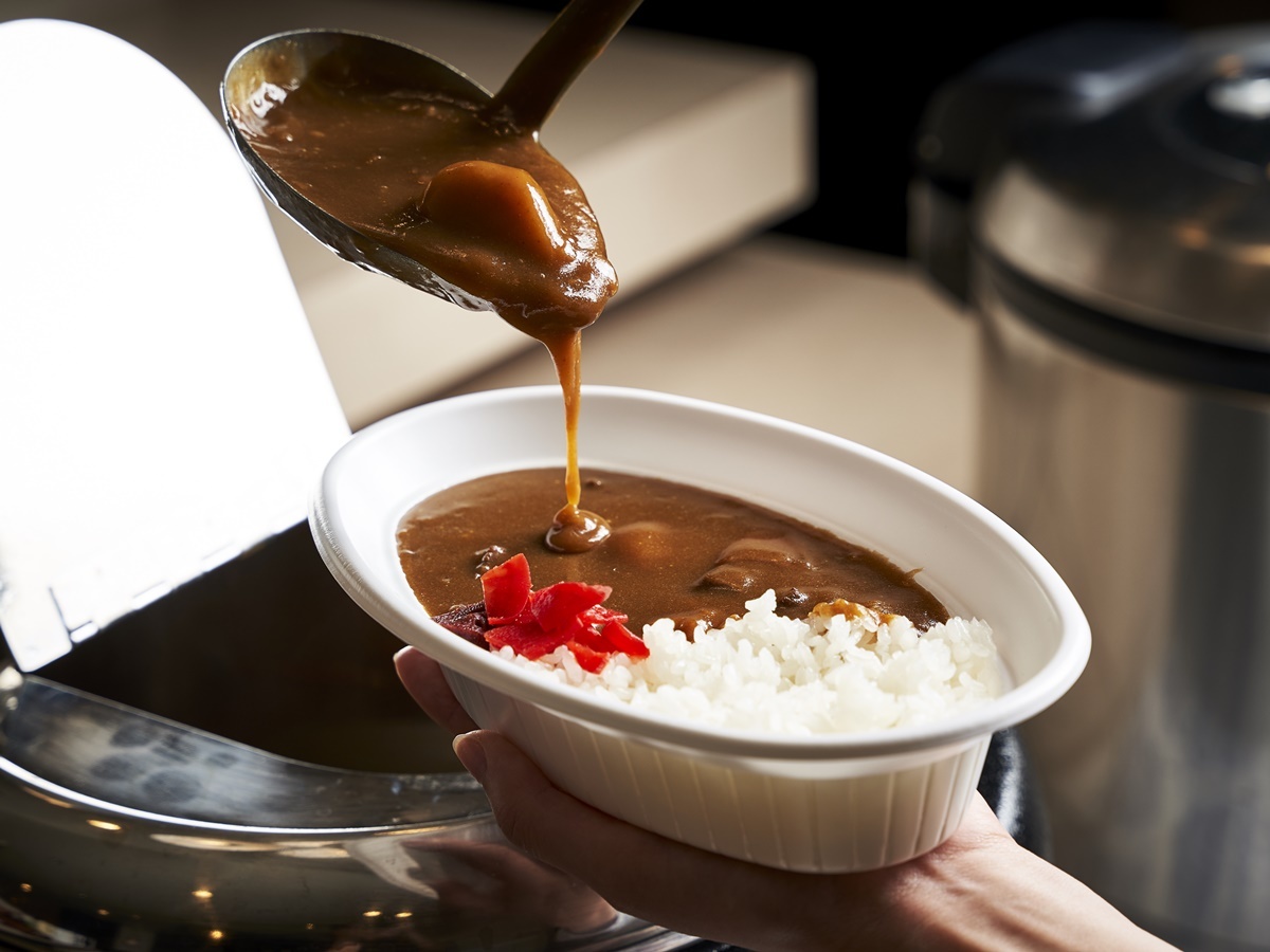 神戸三宮ユニオンホテル 【夕食付】ユニオンカレー付き！セルフで盛り付け♪（18時~25時）