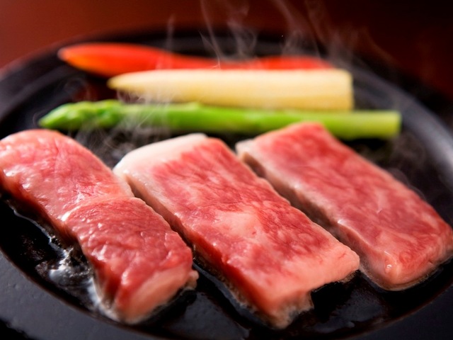 心の宿　三國屋 冬季　W贅沢会席！カニフルコースに＋但馬牛ステーキがお得に食べられる！【但馬牛付きカニフルコース会席♪】