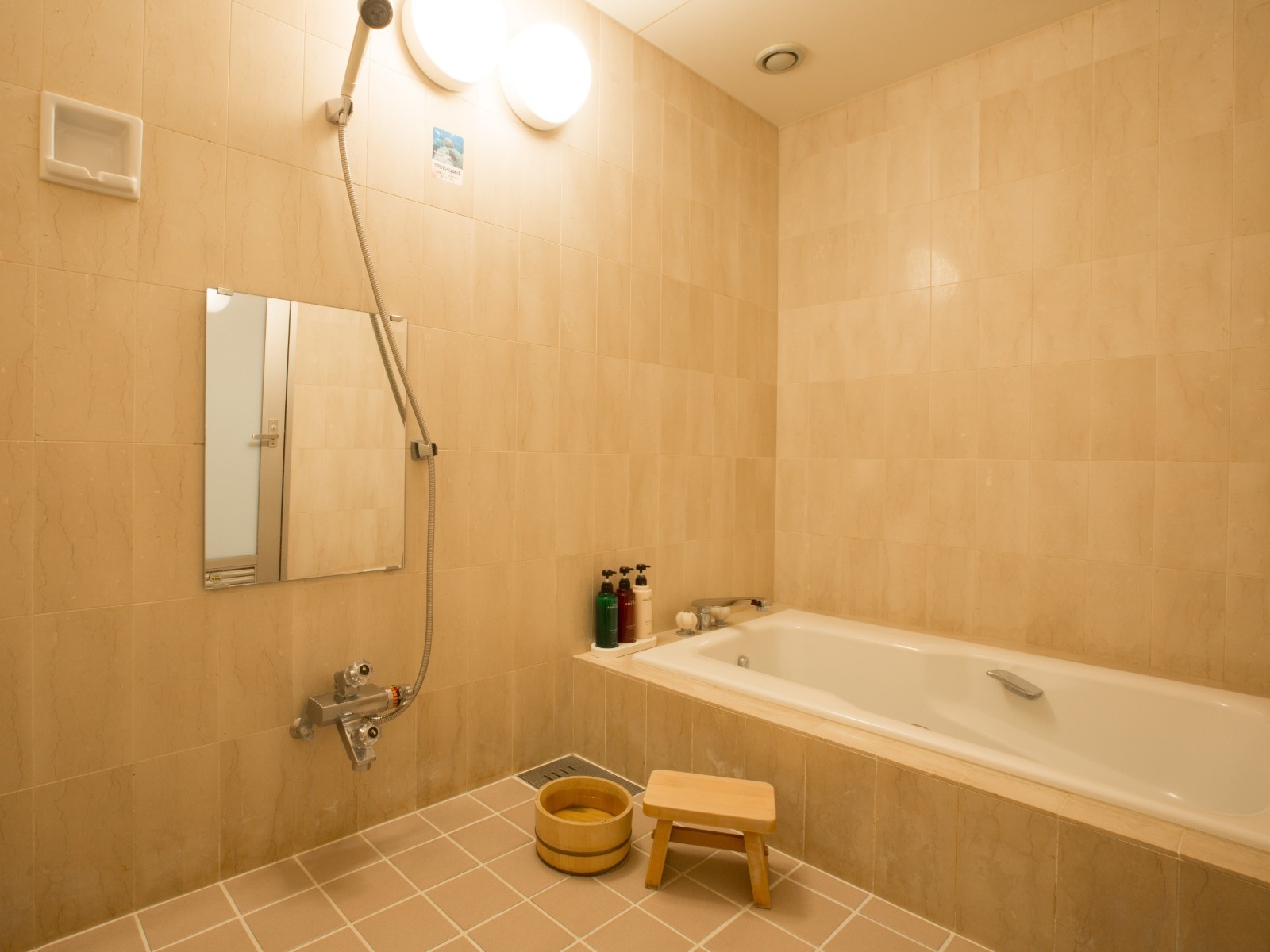 ホテルオークラ神戸 和洋ファミリースイート　バスルーム