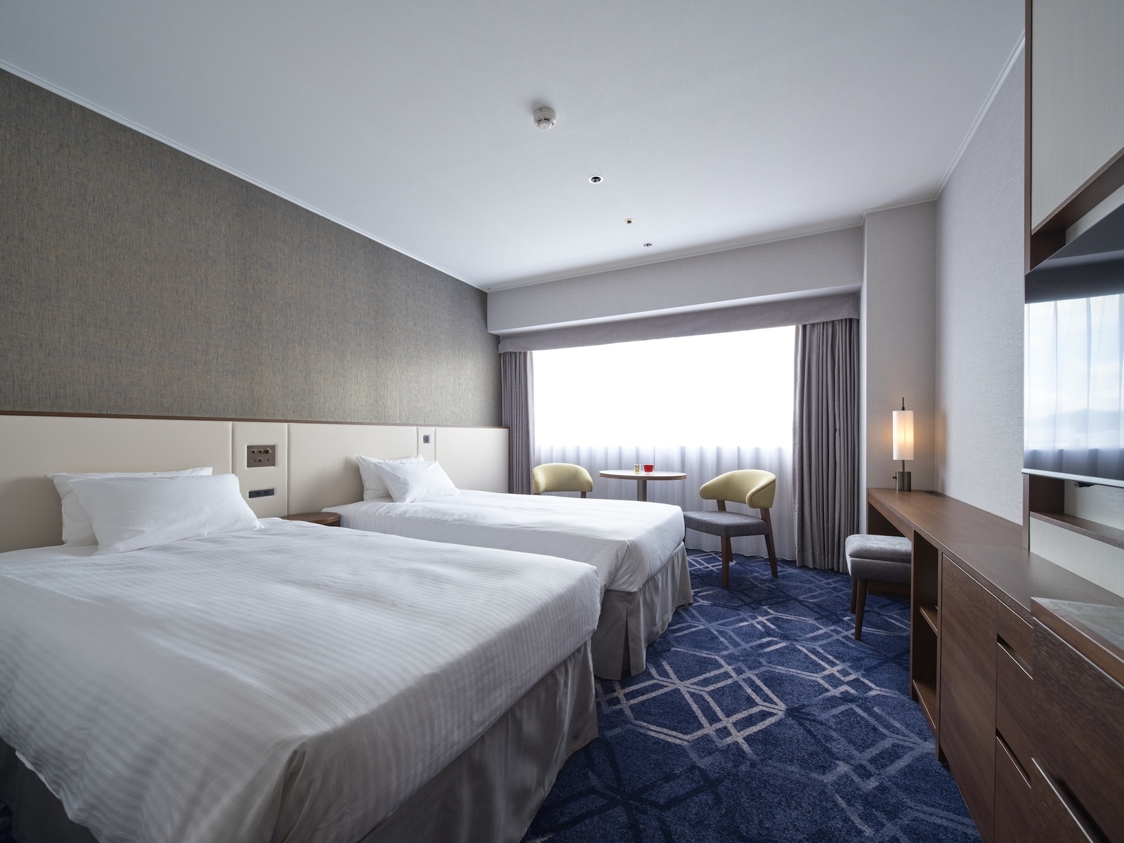 ホテル日航姫路 【スーペリアツイン】エキストラベッド対応で、3名様まで...