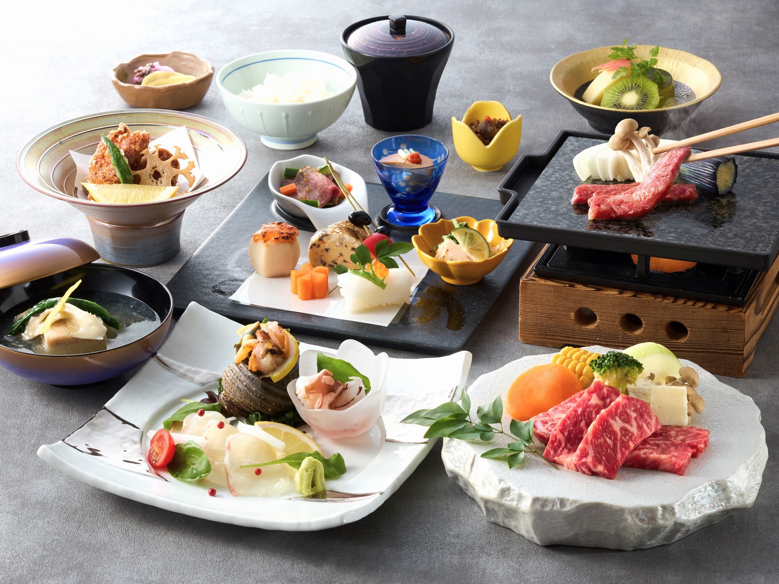 TOTOシーウィンド淡路 【早割14】最大7,700円オフ！淡路牛と旬食材を堪能できるワンランク上の《特選会席》がお得！